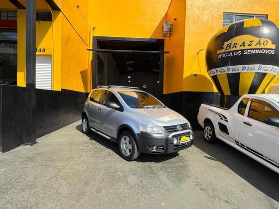 VOLKSWAGEN CROSSFOX 1.6 MI FLEX 8V 4P MANUAL